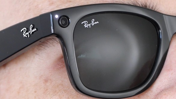 Ray-Ban smart Camera glasse